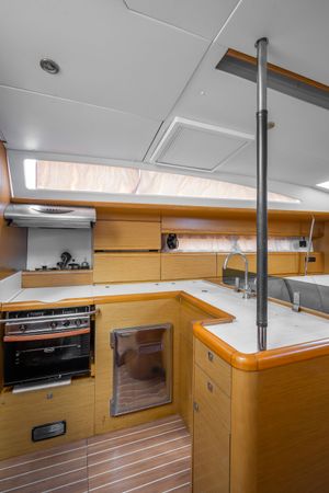 Jeanneau 53 | Regina 5