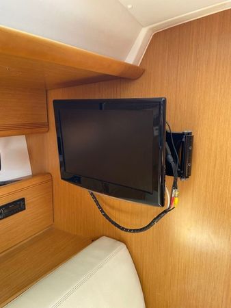 Jeanneau 53 | Regina 5