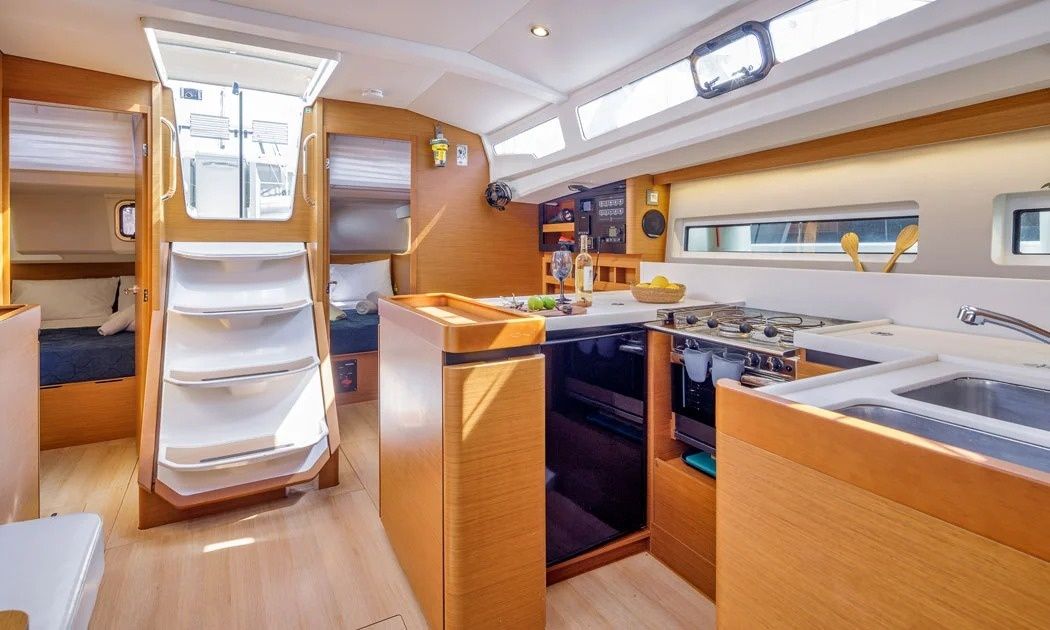 Jeanneau Sun Odyssey 440 | Thousand Sunny