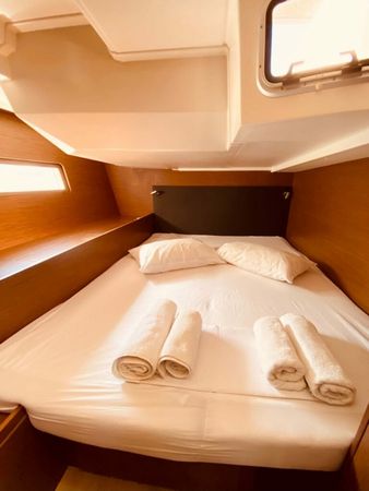 Beneteau Oceanis 51.1 | Vixen