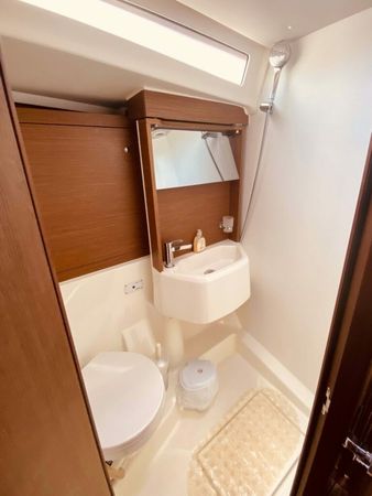 Beneteau Oceanis 51.1 | Vixen