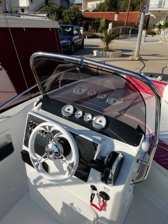 Salmeri 190 Open | Syros