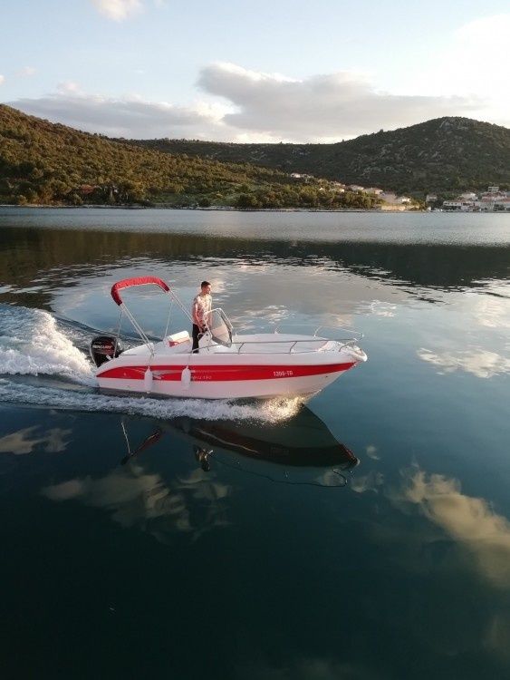 Salmeri 190 Open | Syros