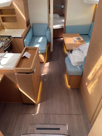 Jeanneau Sun Odyssey 410 | Night Flower