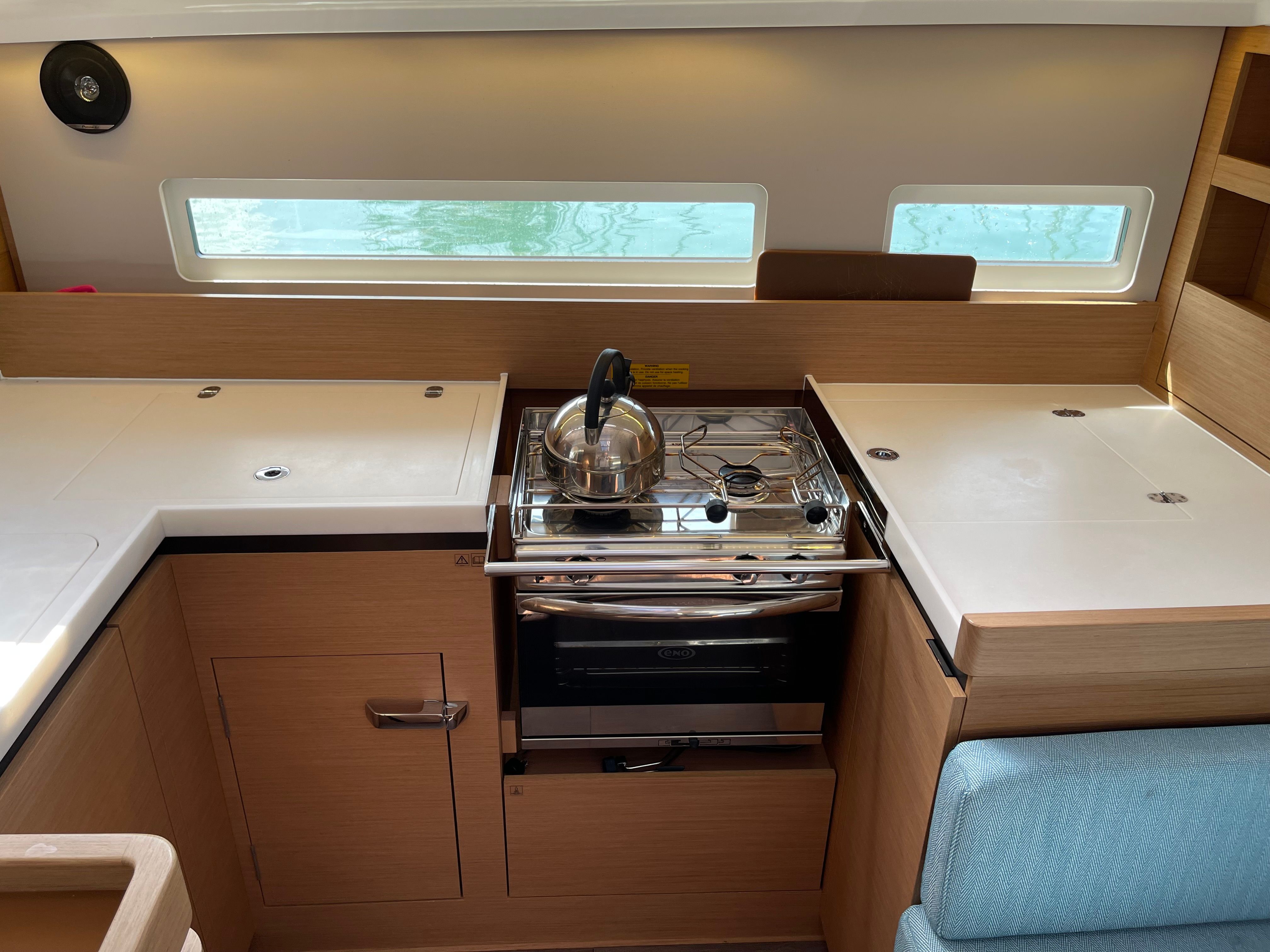 Jeanneau Sun Odyssey 410 | Night Flower
