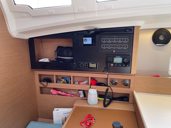 Jeanneau Sun Odyssey 410 | Night Flower