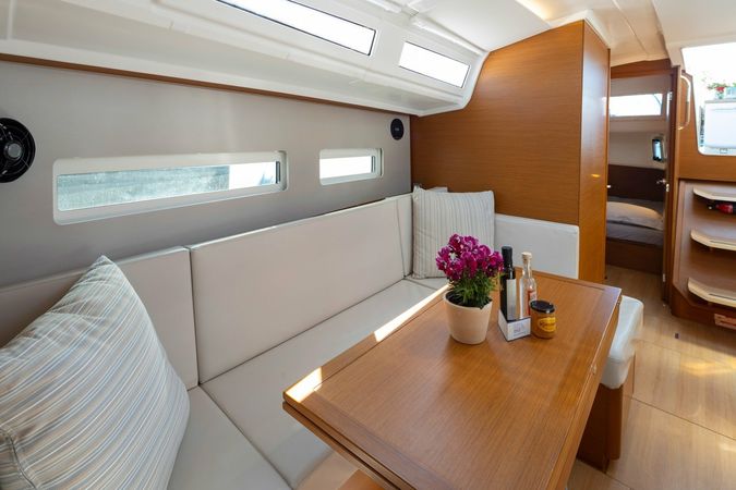 Jeanneau Sun Odyssey 410 | Elektra