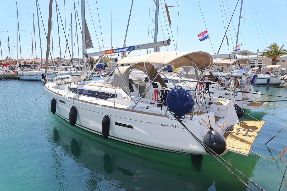 Jeanneau Sun Odyssey 389 | Eol