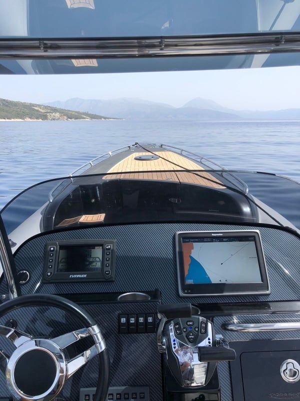 Technohull 999 | Limited L