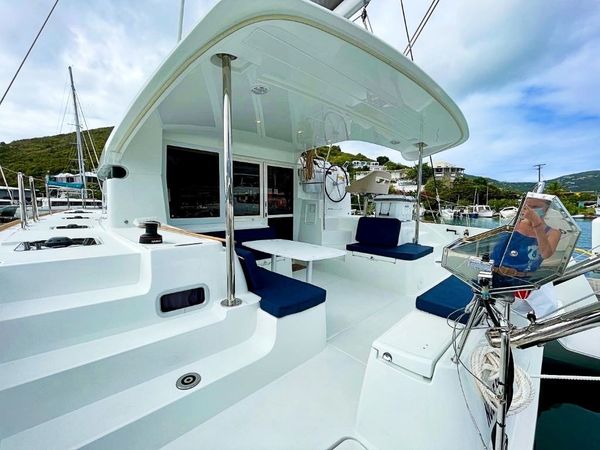 Lagoon 40 | Noble Shadow