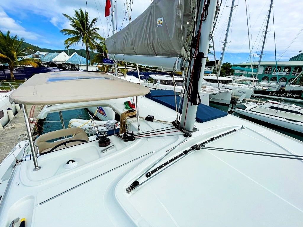 Lagoon 40 | Noble Shadow