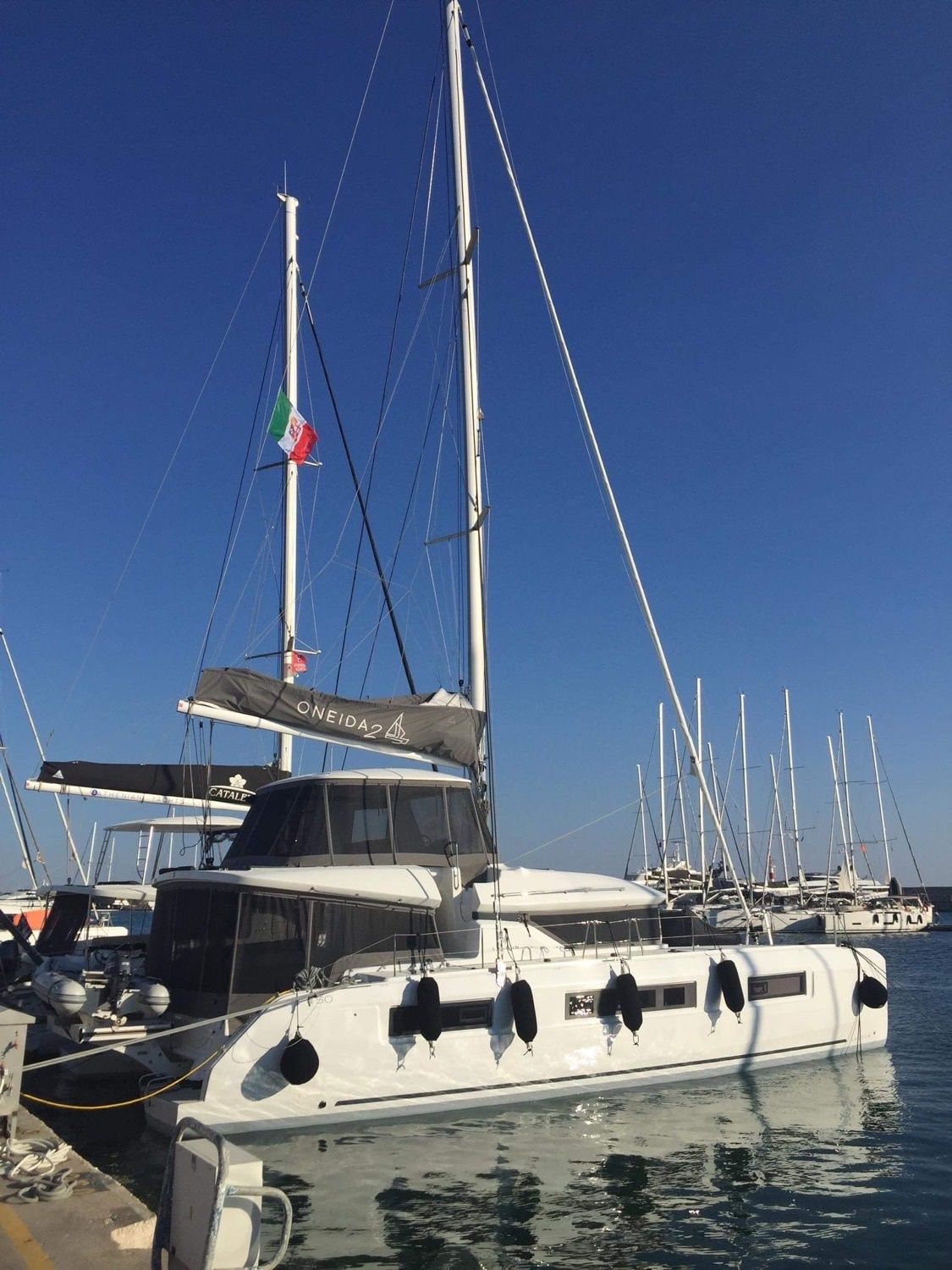 Lagoon 50 | Oneida 2