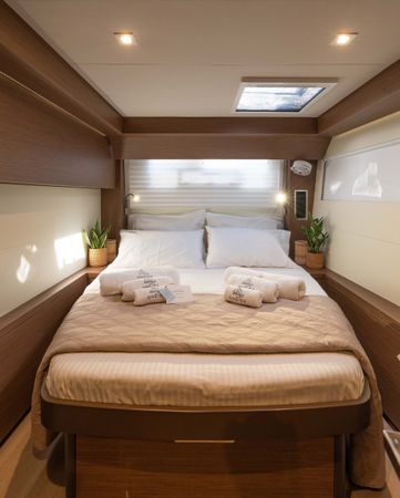 Lagoon 50 | Oneida 2