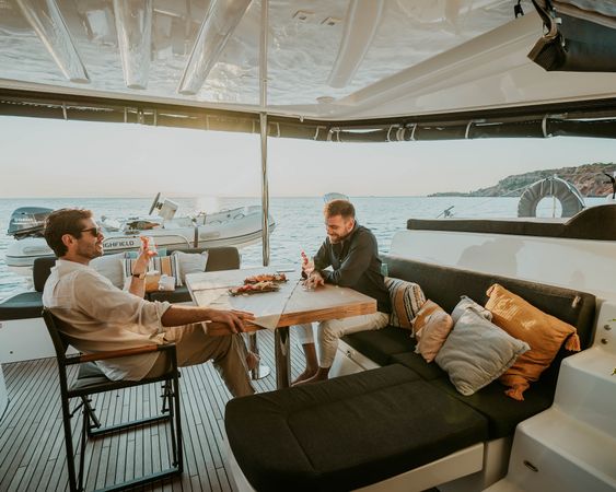 Lagoon 50 | Oneida 2