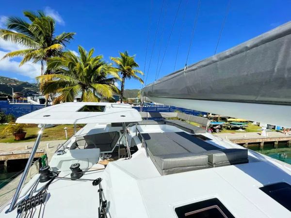 Fountaine Pajot Elba 45 | Sara Lin
