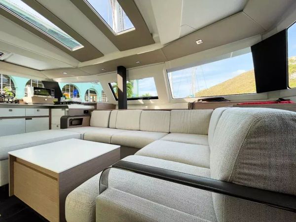 Fountaine Pajot Elba 45 | Sara Lin