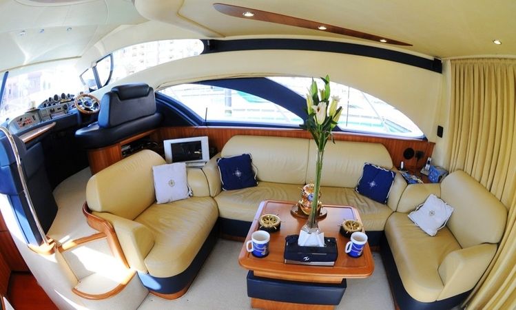 Azimut 50 Fly | Al Omar