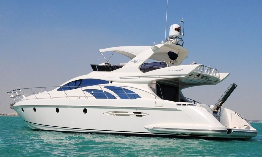 Yate a motor Azimut 50 Fly Al Omar para alquilar - Emiratos Árabes Unidos |  Boataround