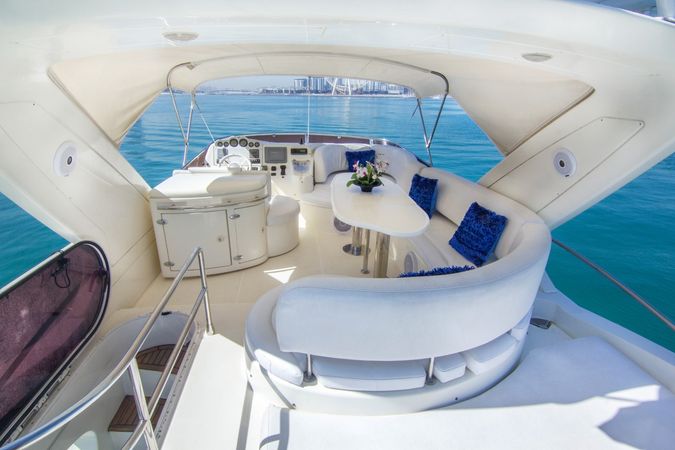 Azimut 50 Fly | Al Omar