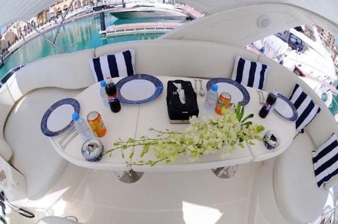 Azimut 50 Fly | Al Omar