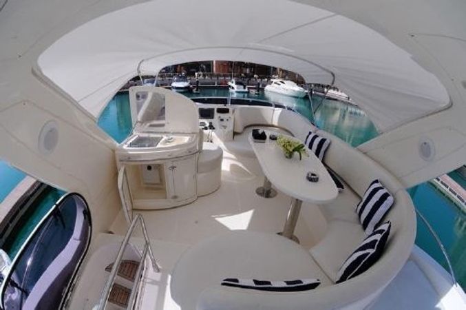 Azimut 50 Fly | Al Omar