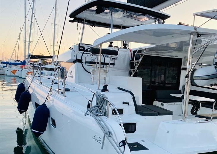 Lagoon 42 | Lag 9