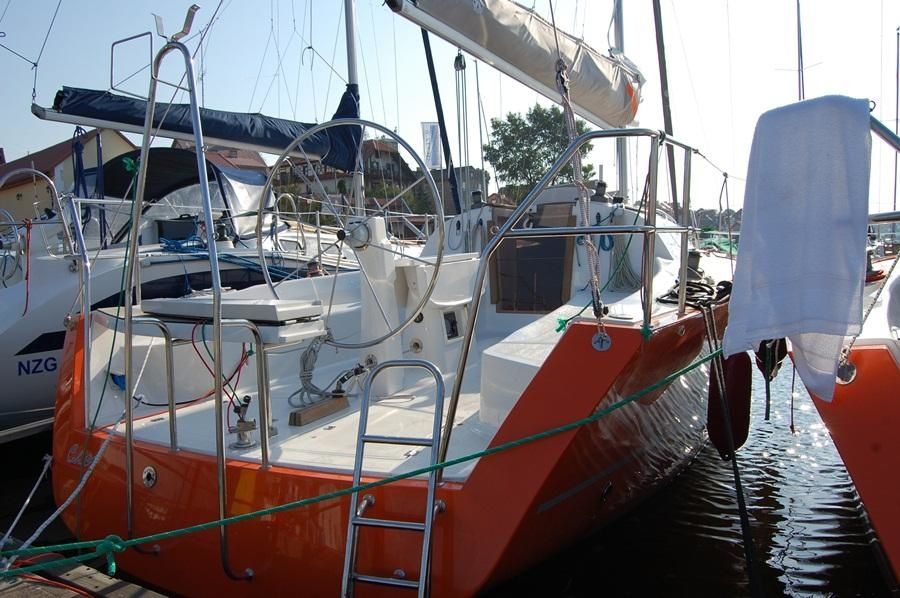 Cobra Yachts 33 | Cobra