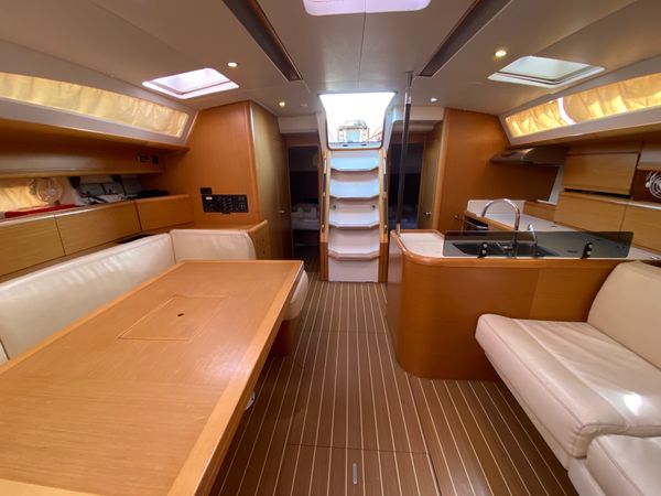 Jeanneau 53 | Christianna 12