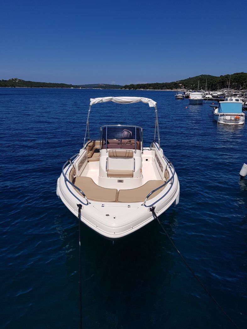 Ranieri 22 | Voyager