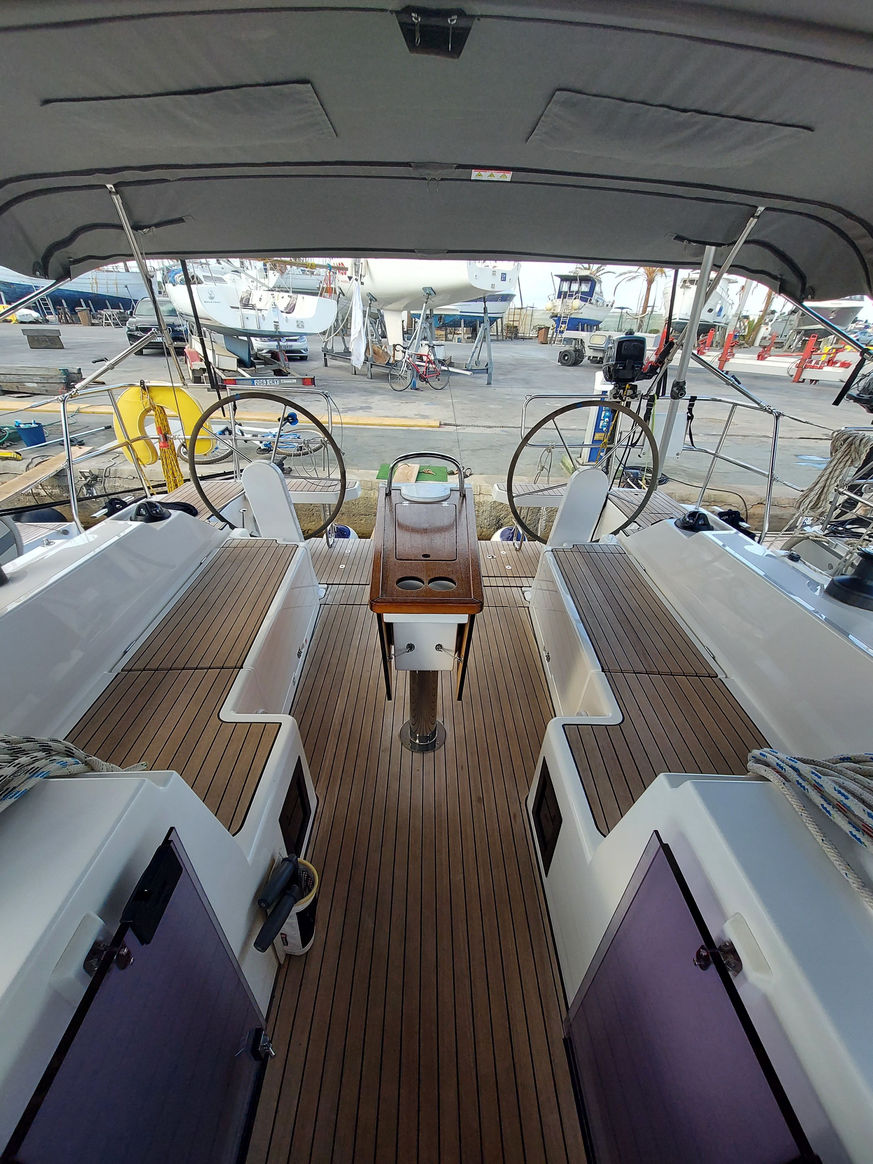 Bavaria C38 | Lizzy