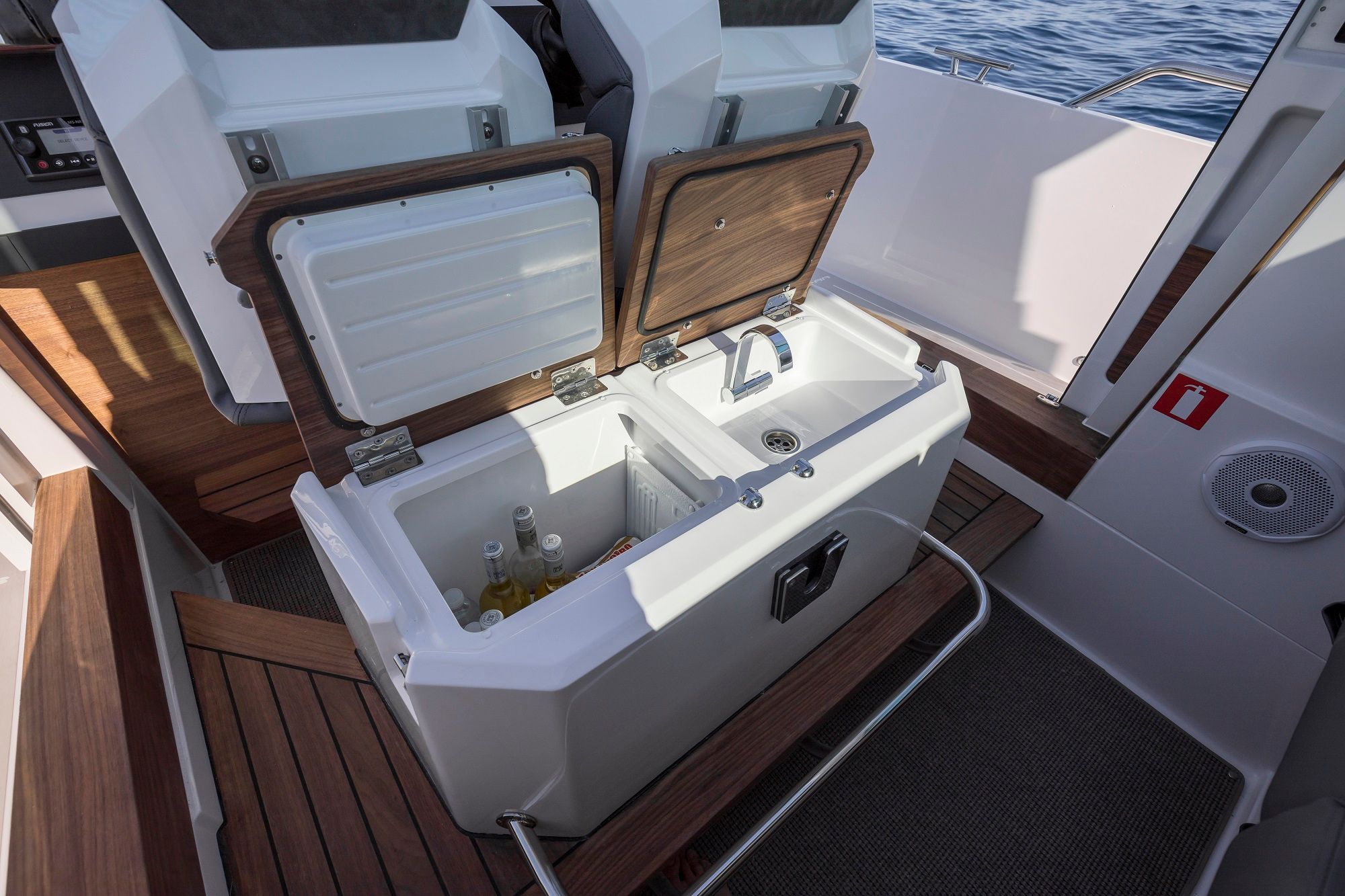 Axopar 28 Cabin | Helena