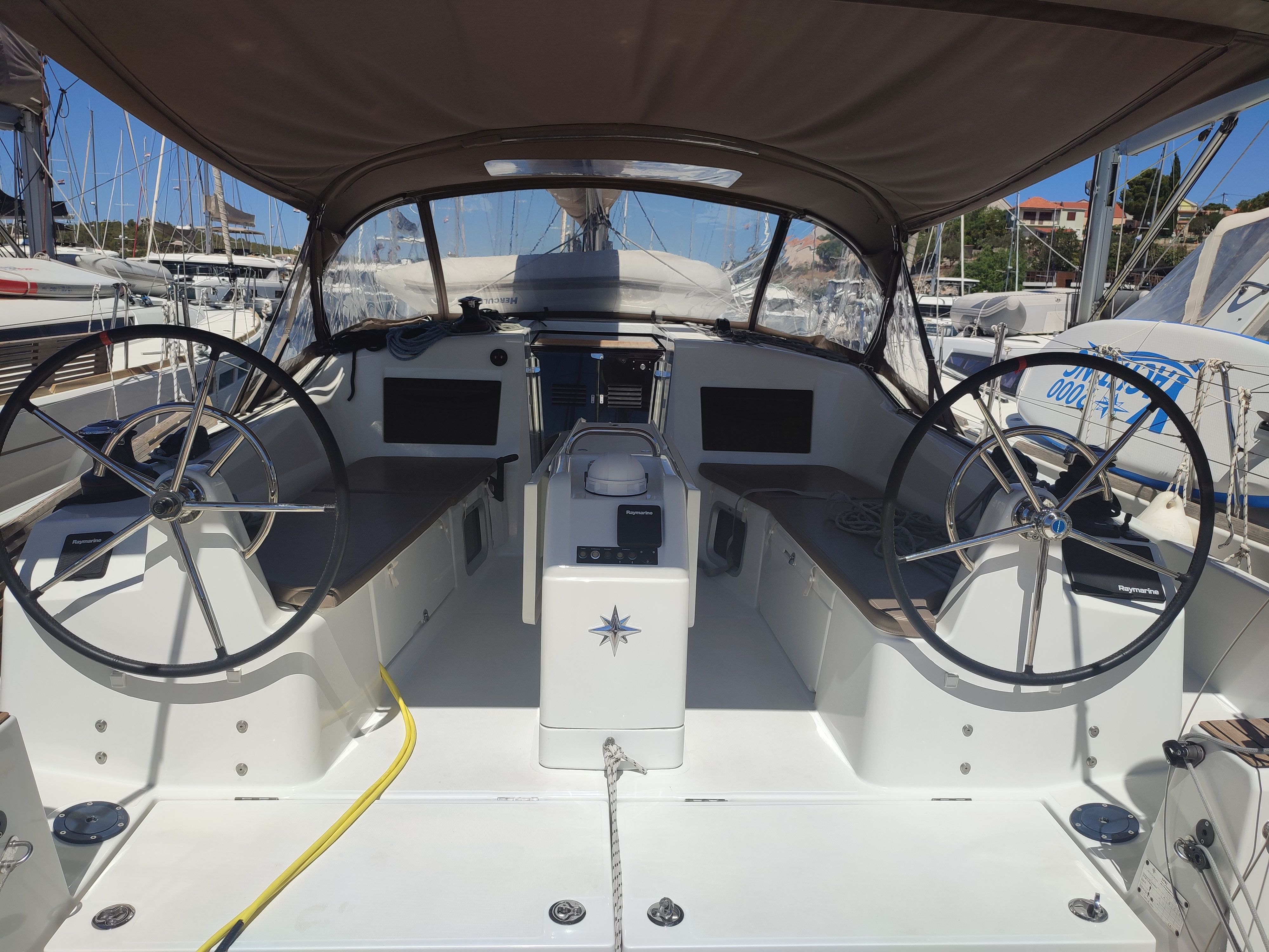 Jeanneau Sun Odyssey 410 | Hawking
