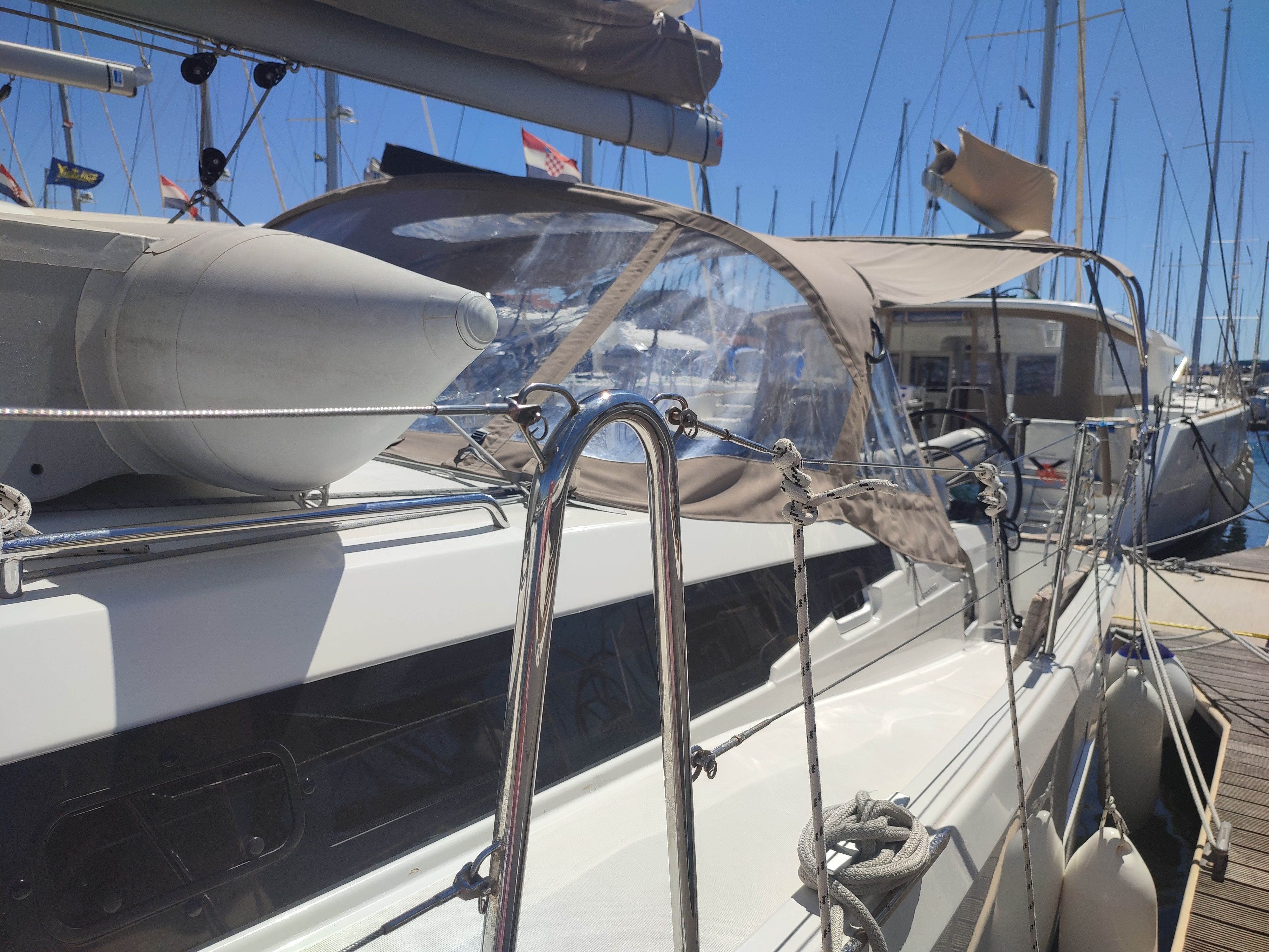 Jeanneau Sun Odyssey 410 | Hawking