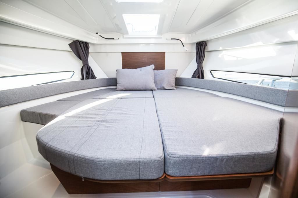 Beneteau Antares 9 | Antares 9 