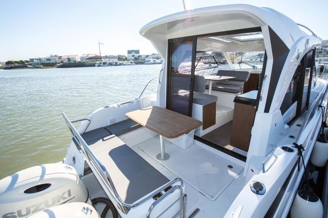 Beneteau Antares 9 | Antares 9