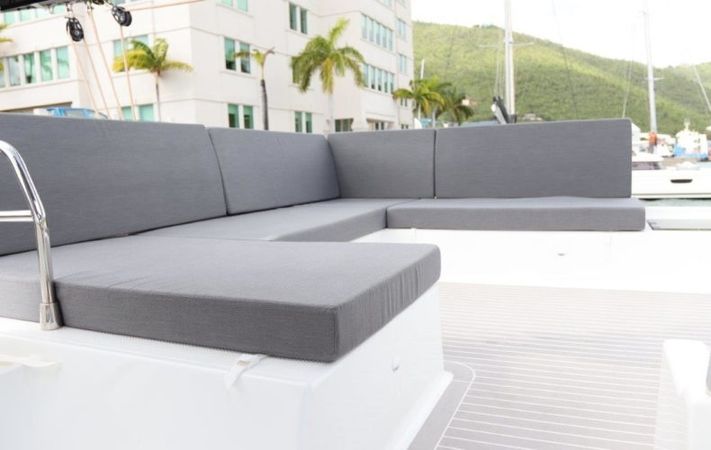 Fountaine Pajot Saba 50 | Serenata