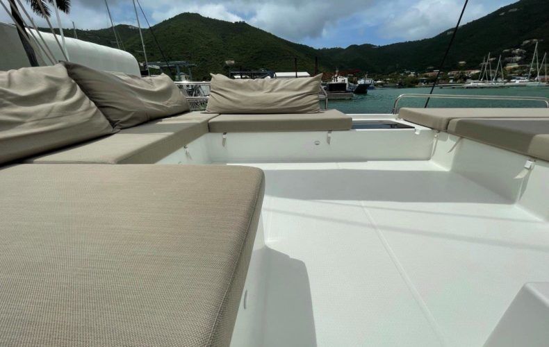 Fountaine Pajot Saba 50 | Singing Winds