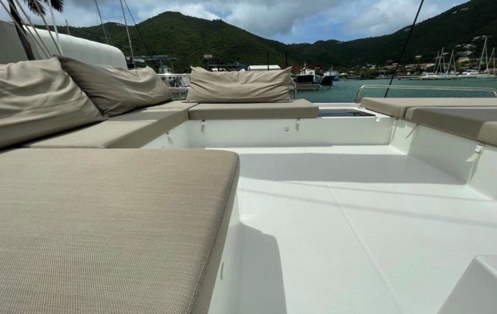 Fountaine Pajot Saba 50 | Singing Winds