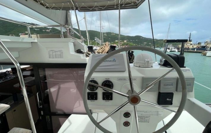 Fountaine Pajot Saba 50 | Singing Winds