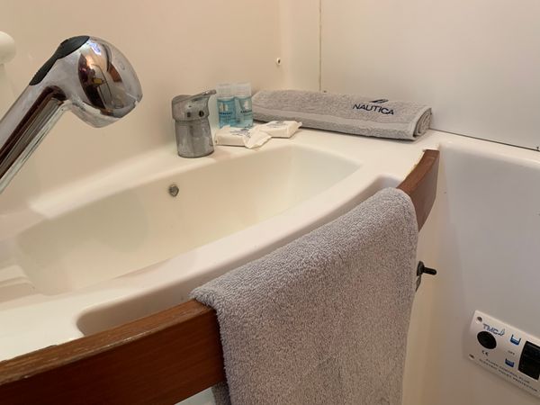 Beneteau Oceanis 43 | Mojito