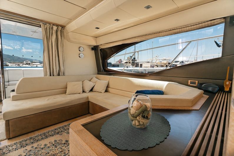 Azimut 58 | Lazurit