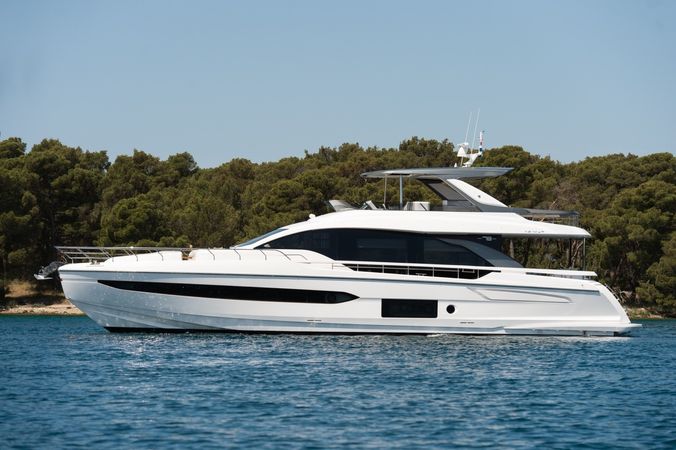 Azimut 78 | Prewi