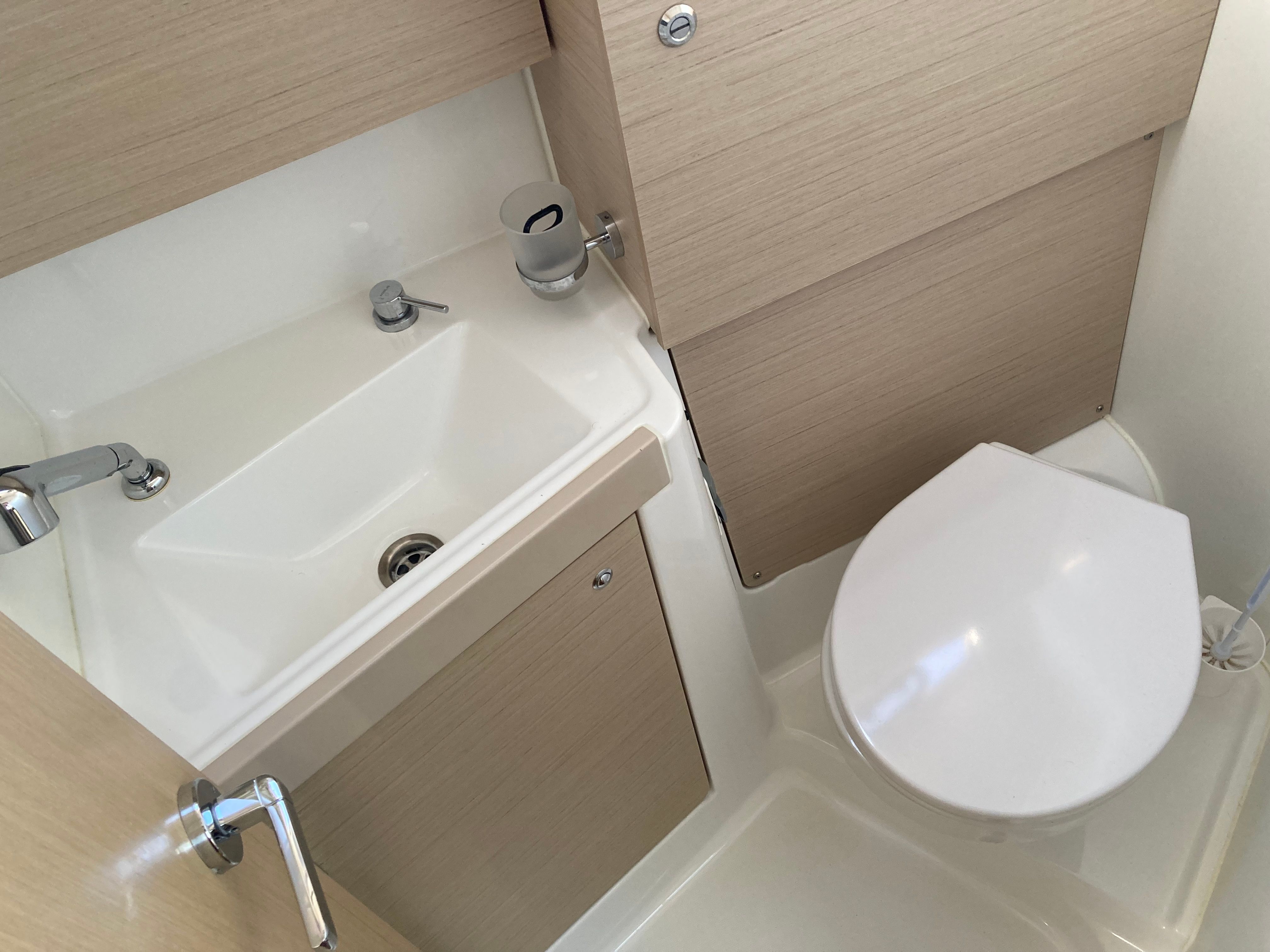 Beneteau Oceanis 35.1 | Zanzibar