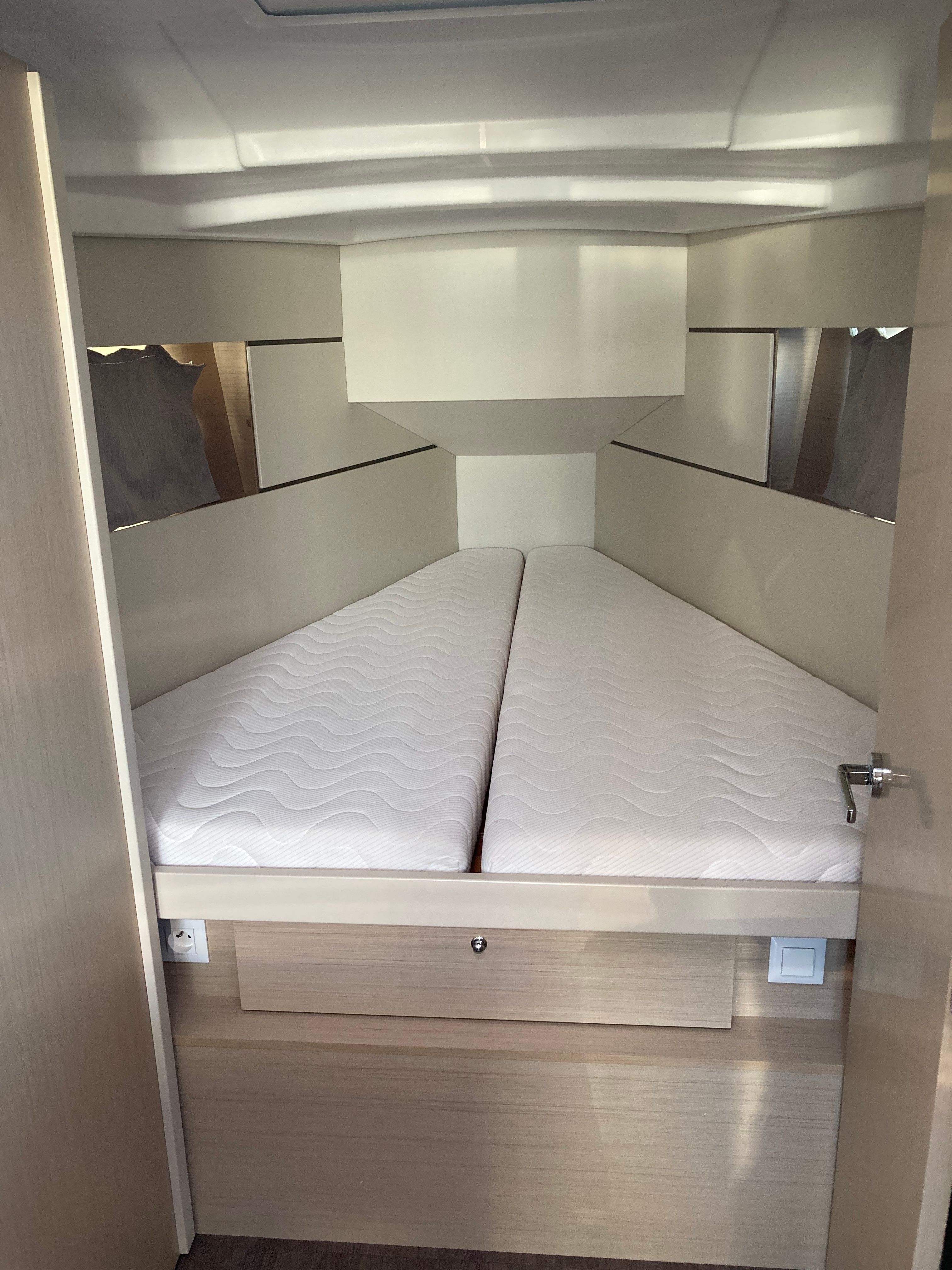 Beneteau Oceanis 35.1 | Zanzibar
