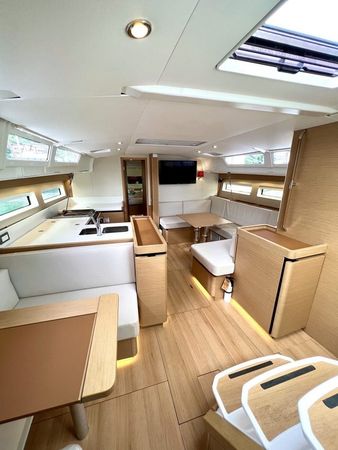 Jeanneau Sun Odyssey 490 | After Physics