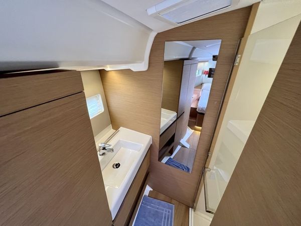 Jeanneau Sun Odyssey 490 | After Physics