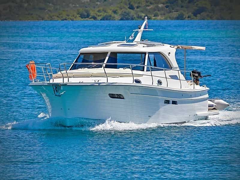 SAS Vektor Adriana 36 | Gaja