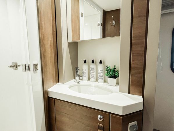 Bali 4.6 | Cool Breeze