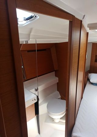 Jeanneau Sun Odyssey 410 | Evnia