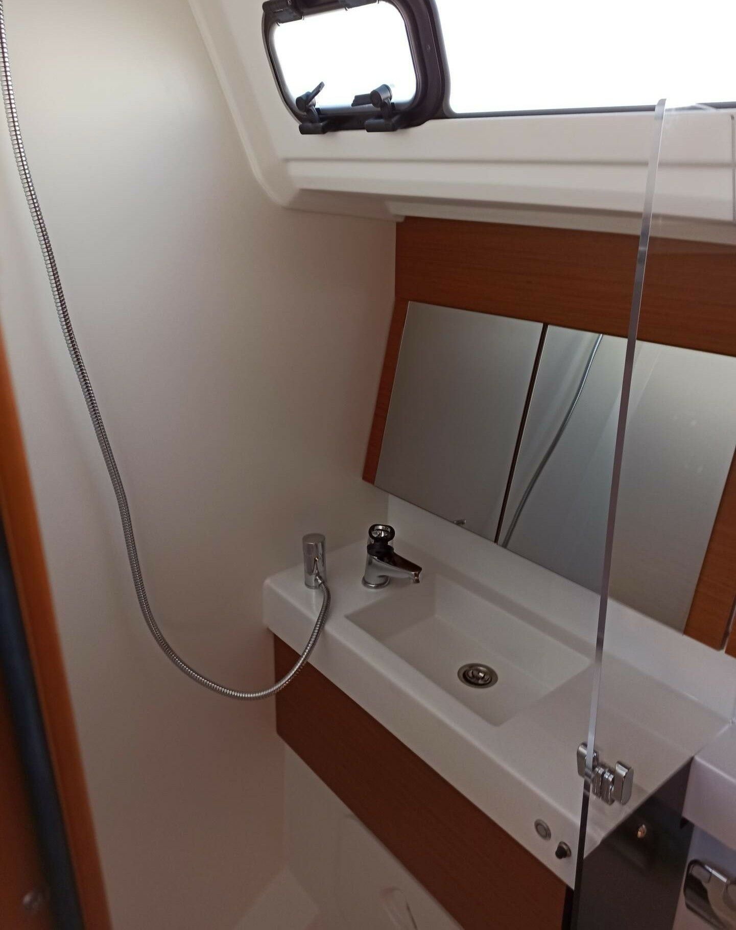 Jeanneau Sun Odyssey 410 | Evnia